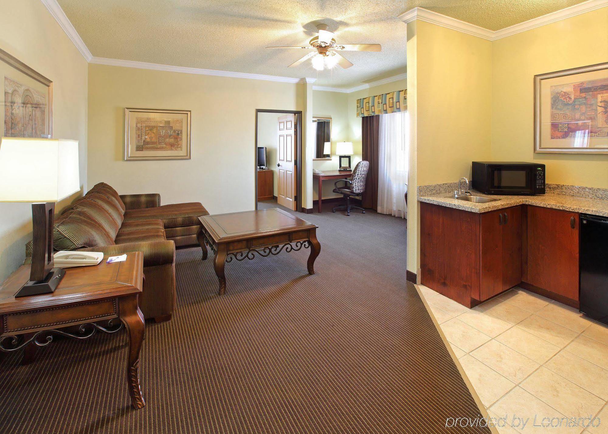 Holiday Inn Express Hotel & Suites Greenville By Ihg Zewnętrze zdjęcie