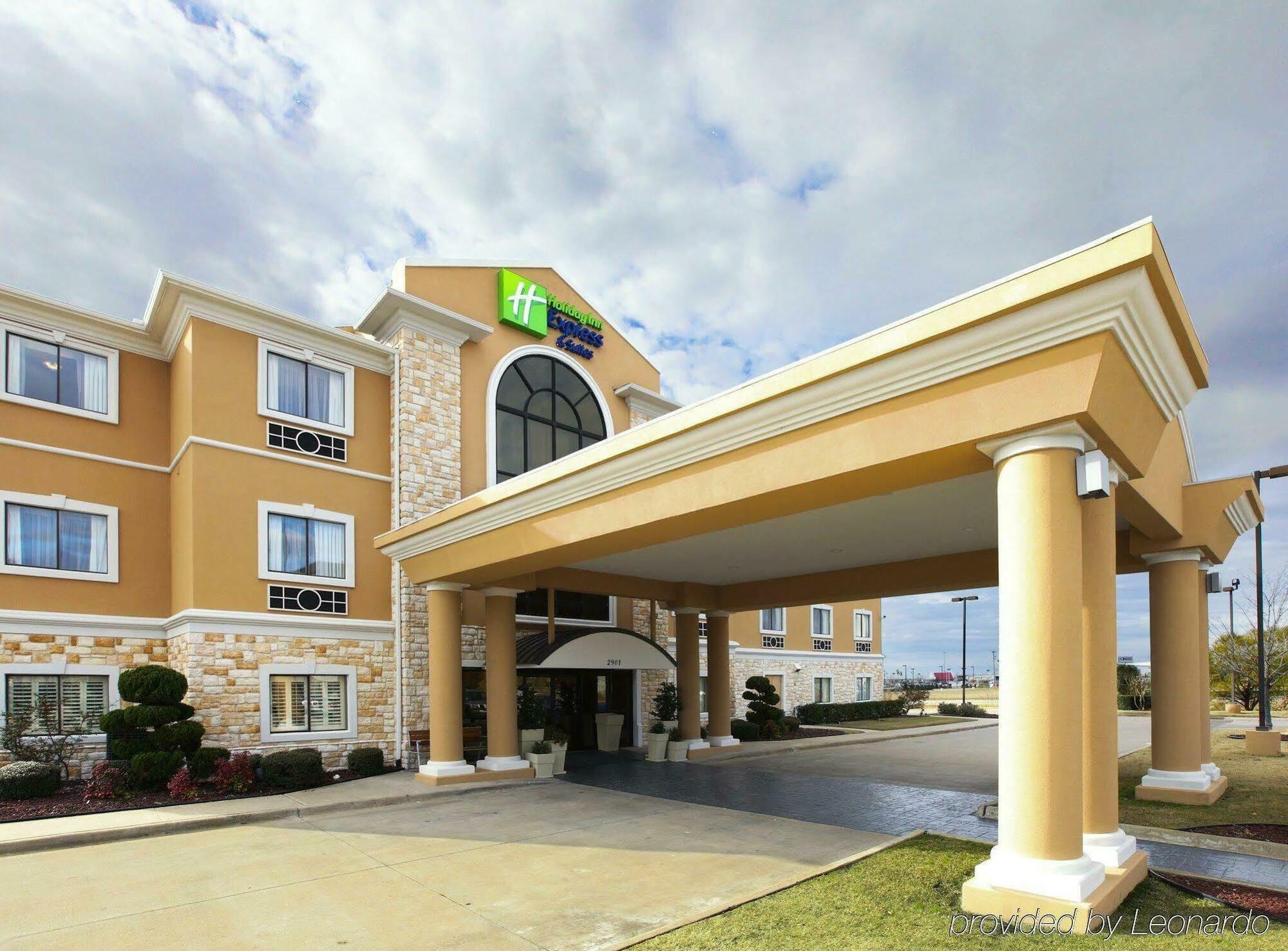 Holiday Inn Express Hotel & Suites Greenville By Ihg Zewnętrze zdjęcie